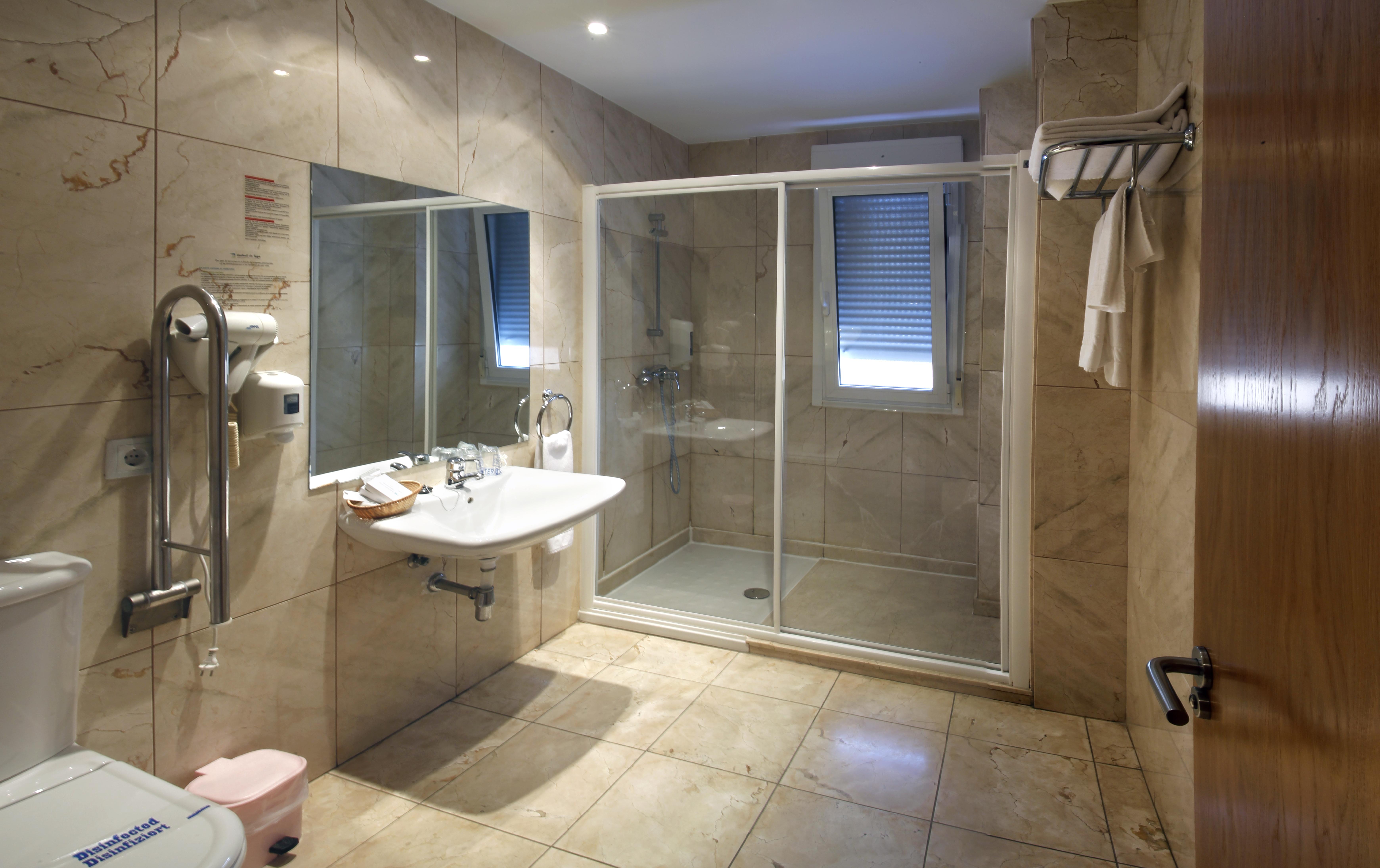 Hotel Apartamentos Ciudad De Lugo Dış mekan fotoğraf