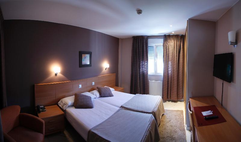 Hotel Apartamentos Ciudad De Lugo Dış mekan fotoğraf