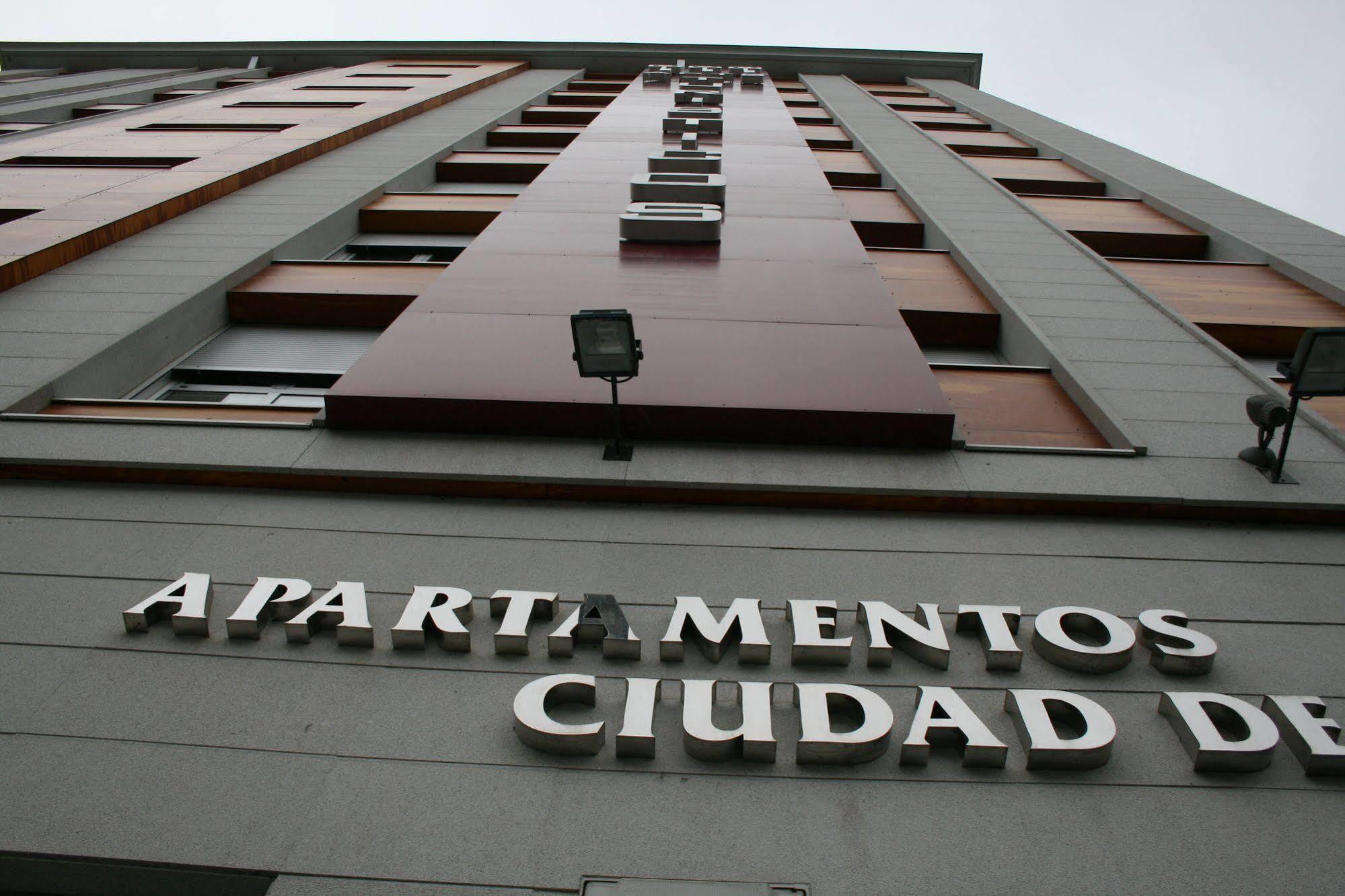 Hotel Apartamentos Ciudad De Lugo Dış mekan fotoğraf