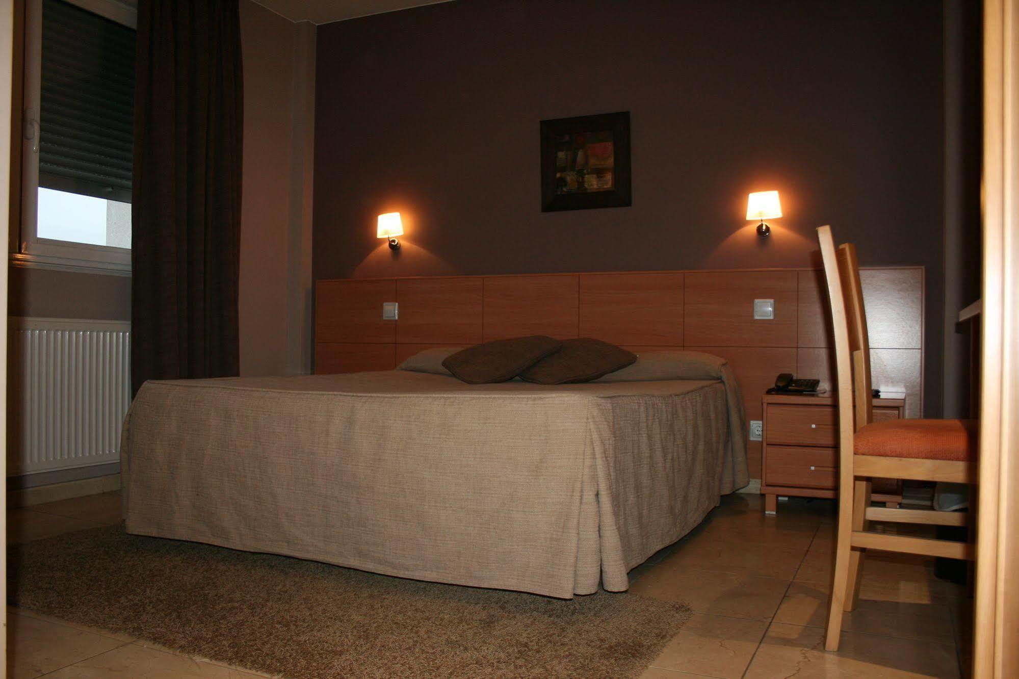 Hotel Apartamentos Ciudad De Lugo Dış mekan fotoğraf