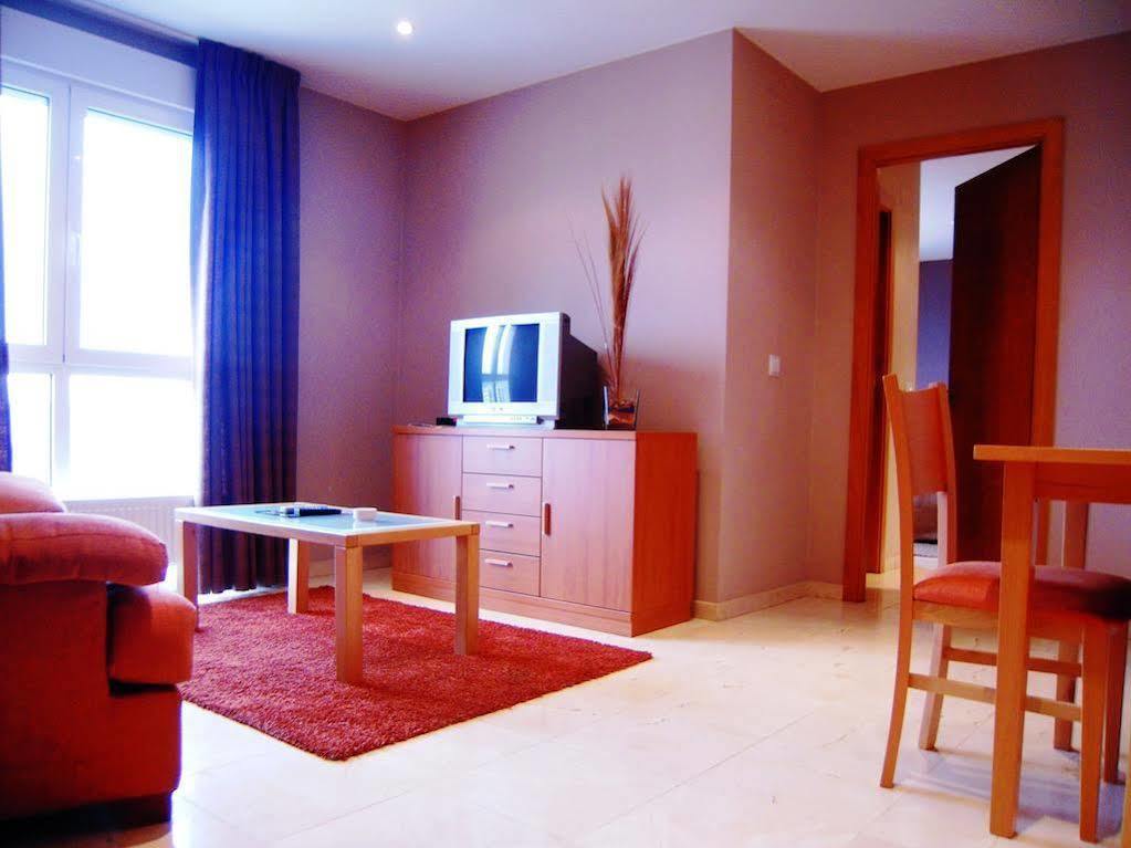 Hotel Apartamentos Ciudad De Lugo Dış mekan fotoğraf